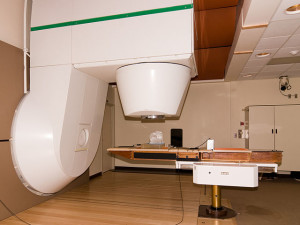 Ilustrasi, Ruangan dan alat terapi radiasi. (Photo: Ikiwaner)